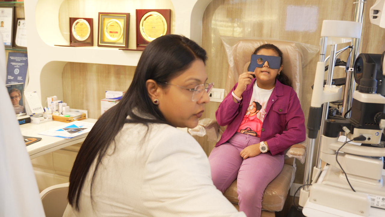 Excessive Screen Time in Kids: How It Impacts Vision and Ways to Reduce ...